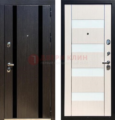 Черная железная дверь с МДФ и декоративными вставками ДМ-157 в Сосновый Бор