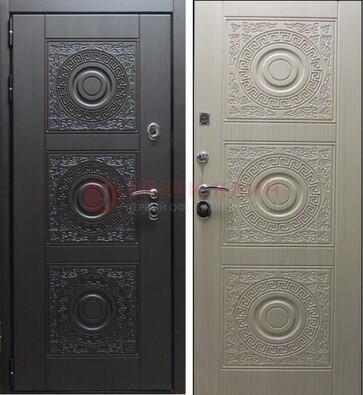 Темная стальная дверь с МДФ ДМ-161 для коттеджа в Сосновый Бор