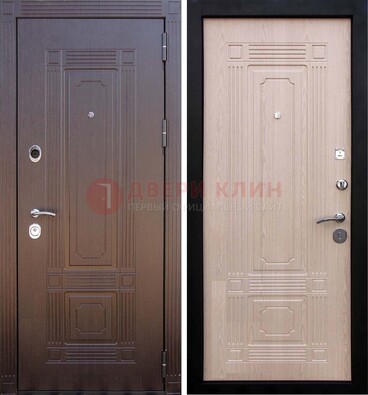 Коричневая входная дверь с МДФ ДМ-173 для кирпичного дома в Сосновый Бор