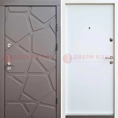 Серая входная дверь с филенчатой МДФ ДМ-216 в Сосновый Бор