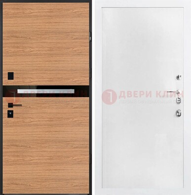 Железная коричневая дверь с МДФ в белом цвете ДМ-313 в Сосновый Бор