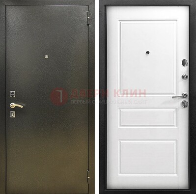 Входная дверь Темное серебро с порошковым напылением и белой МДФ ДП-272 в Сосновый Бор