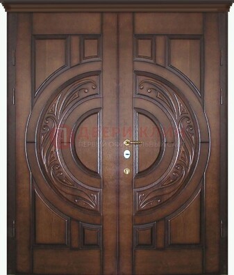 Утепленная коричневая стальная парадная дверь ДПР-51 в Сосновый Бор