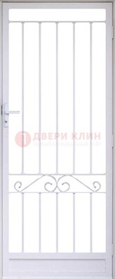 Белая стальная решетчатая дверь с волютами ДР-30 в Сосновый Бор