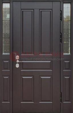 Коричневая железная дверь со стеклом и фрамугами ДС-21 в Сосновый Бор