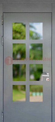 Серая металлическая дверь со стеклом ДС-78 в Сосновый Бор
