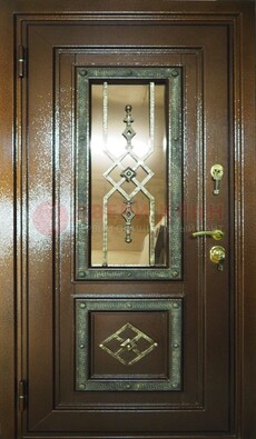Теплая входная дверь со стеклом и ковкой разноцветной ДСК-13 в Сосновый Бор