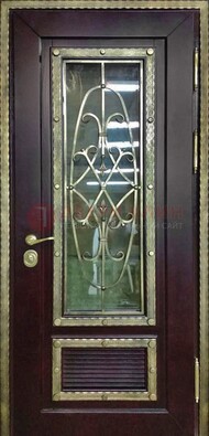 Темная уличная дверь порошок со стеклом и ковкой ДСК-167 в Сосновый Бор