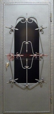 Железная дверь со стеклом и ковкой ДСК-74 для каркасного дома в Сосновый Бор