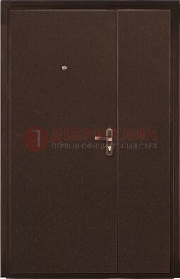 Коричневая входная металлическая тамбурная дверь ДТМ-9 Кириши