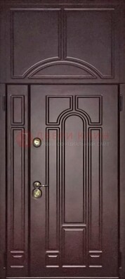 Коричневая железная дверь с виноритом и верхней фрамугой ДВТ-243 в Сосновый Бор